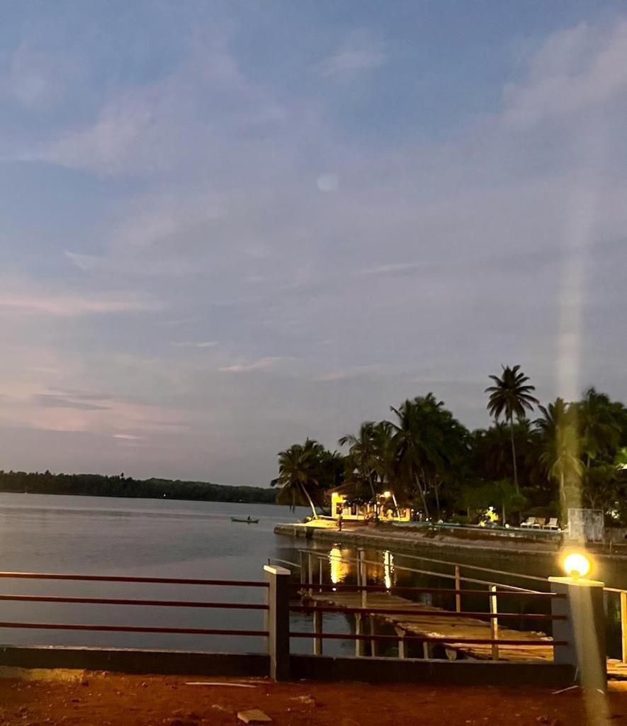 אודופי The Backwater Homestay חדר תמונה